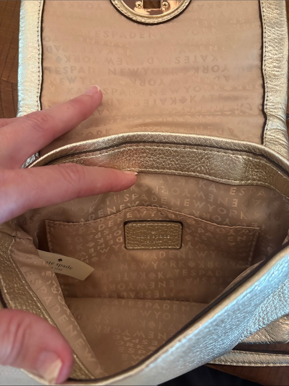 kate spade Astor court metallic gold, leather quilted Crossbody - Picture 6 of 7